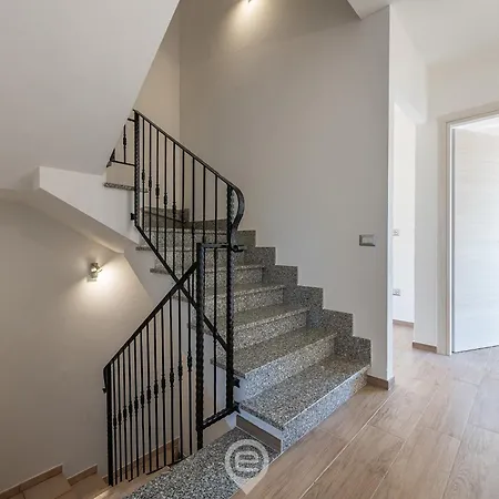Villa Monica